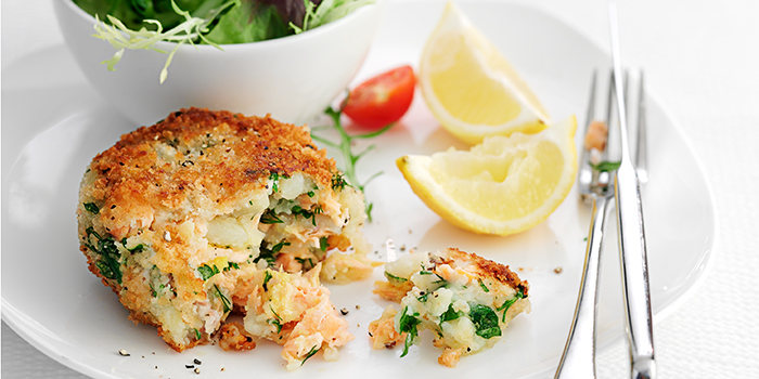 Salmon and hake fishcakes – Lemon and Thyme